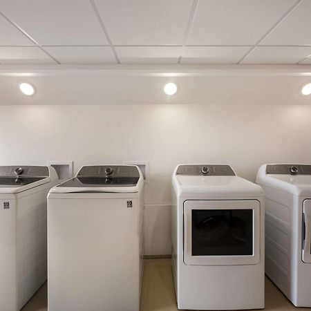 Revel Hotel Minot - Surestay Collection By Best Western Extérieur photo